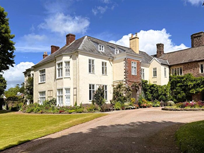 2 Bedroom Apartment To Rent In Tiverton Castle, EX16