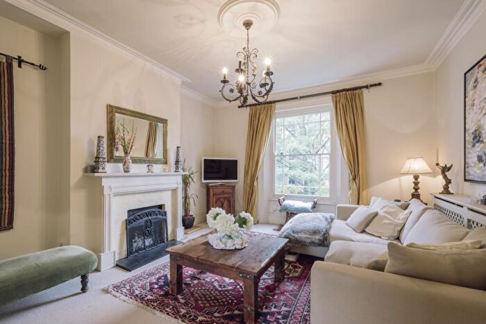 2 Bedroom Flat To Rent In Edith Grove Chelsea, SW10