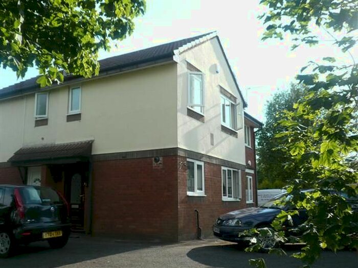 2 Bedroom Mews To Rent In Ashmore Close, Middlewich, CW10