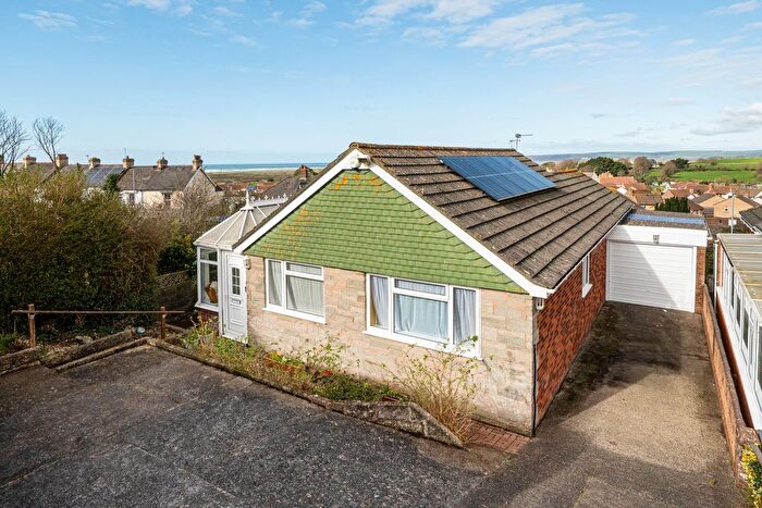3 Bedroom Detached Bungalow For Sale In Greenacre Close, Northam, Bideford, Devon, EX39