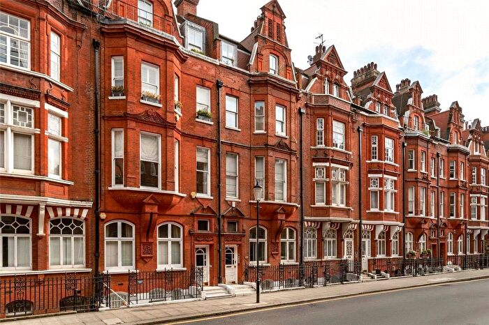 1 Bedroom Flat To Rent In Draycott Place, Chelsea, SW3