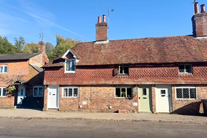 2 Bedroom End Of Terrace House For Sale In Winchester Road, Chawton, Hampshire, GU34