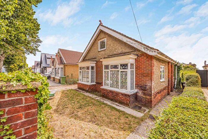 4 Bedroom Detached Bungalow For Sale In Sea View Road, Drayton, PO6