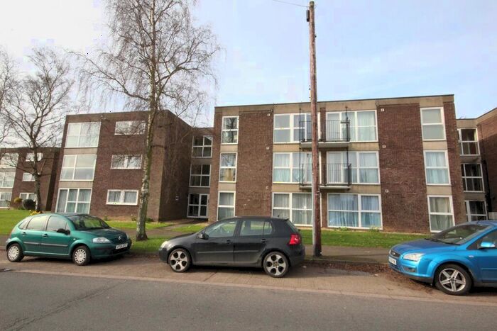 1 Bedroom Flat To Rent In Landcross Drive, Abington, Northampton, NN3