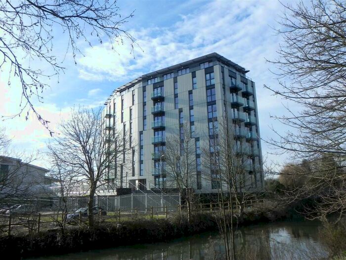 2 Bedroom Apartment To Rent In Century Tower, Shire Gate, Chelmsford, CM2