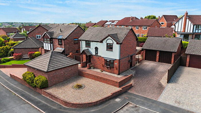 3 Bedroom Detached House For Sale In Pembroke Drive, Stone, ST15