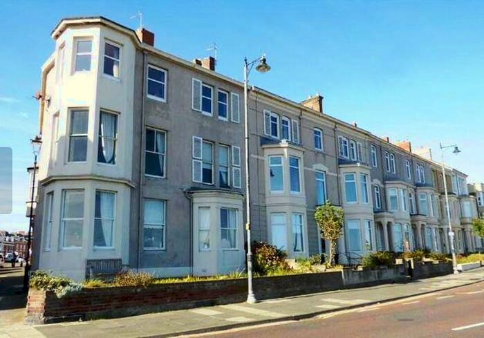 1 Bedroom Apartment To Rent In Percy Gardens, Tynemouth, NE30