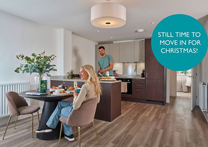 1 Bedroom Maisonette For Sale In "Firecrest Apartment" At Centenary Way, Chelmsford, CM1