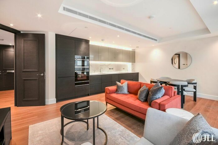 2 Bedroom Flat To Rent In Warwick Lane, London, W14