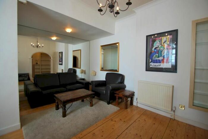 1 Bedroom Flat To Rent In Park Road, London, NW1