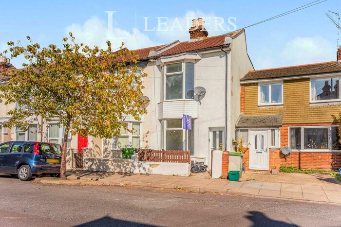 3 Bedroom Terraced House To Rent In Manor Road, Portsmouth, PO1