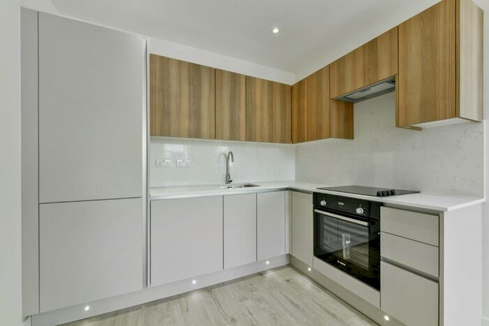 1 Bedroom Apartment To Rent In Chapel Street, Marlow, Buckinghamshire, SL7