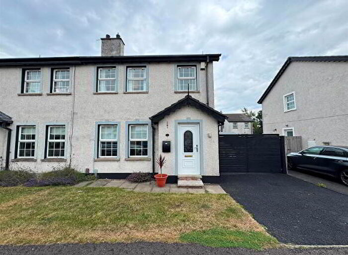 3 Bedroom Semi-Detached House For Sale In Braden Glen, Newtownabbey, BT37