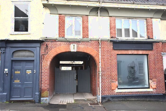 1 Bedroom Flat To Rent In Long Street, Wotton-Under-Edge, Gloucestershire, GL12