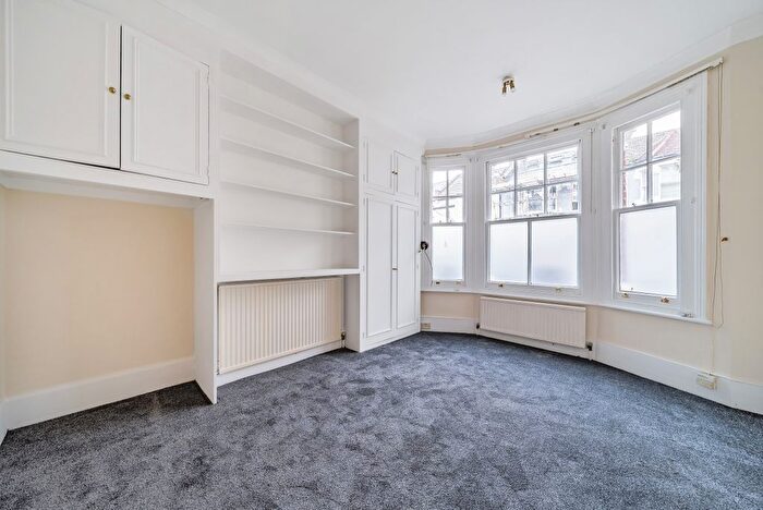 1 Bedroom Flat To Rent In Petley Road, London, W6