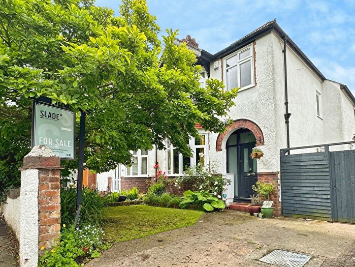 3 Bedroom Semi Detached House For Sale In Pennhouse Avenue, Penn, Wolverhampton, WV4
