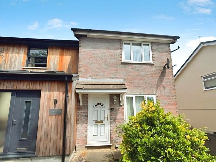 2 Bedroom Semi Detached House For Sale In Clos Plas Isaf, Llangennech, Llanelli, SA14