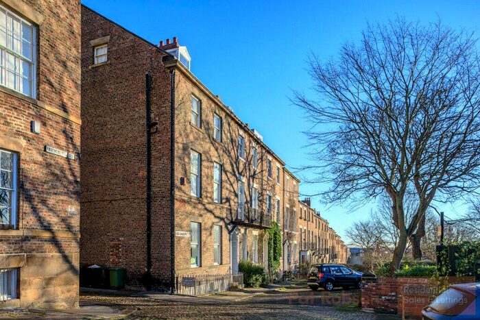 1 Bedroom House To Rent In High Swinburne Place (), Room (Third Floor Rear), Summerhill Square, Newcastle Upon Tyne, NE4