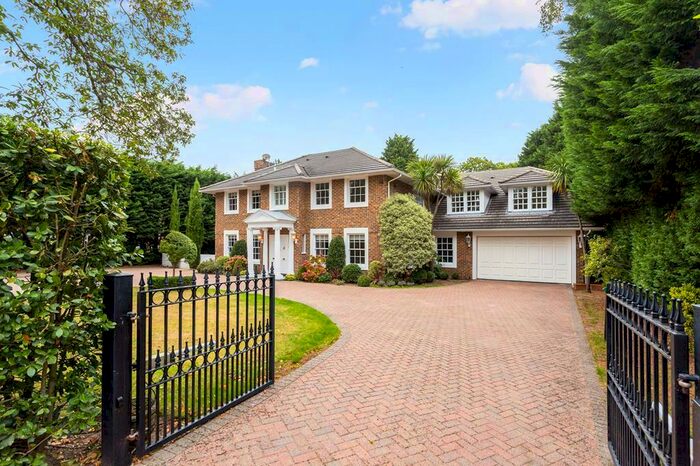 5 Bedroom Detached House To Rent In Cranley Road, Burwood Park, KT12