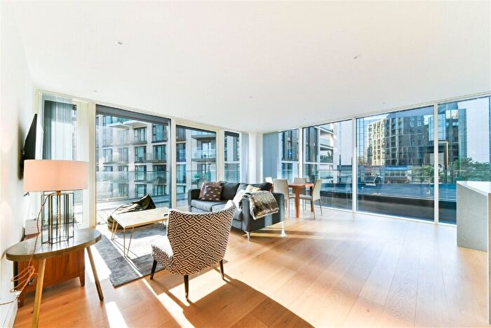 2 Bedroom Apartment To Rent In Counter House, Gauging Square, London, E1W