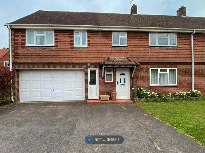 5 Bedroom Semi-Detached House To Rent In Firtree Road, Guildford, GU1