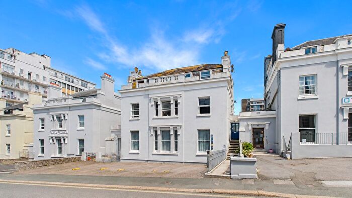 3 Bedroom Flat For Sale In Lockyer Street, Plymouth, PL1