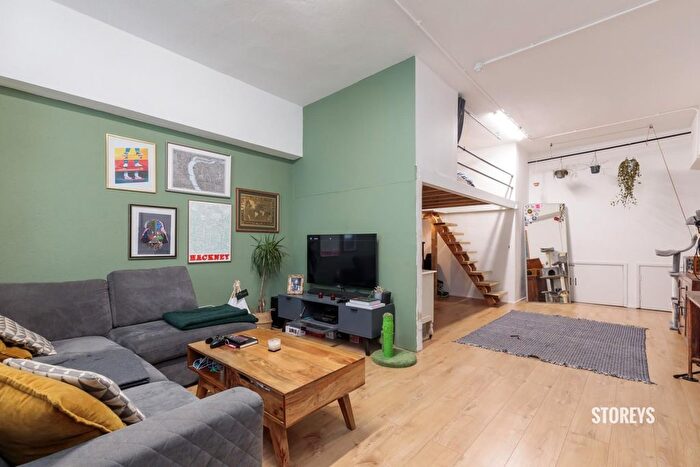 Studio To Rent In Triangle Road, London Fields, Hackney, E8 - Photo 3