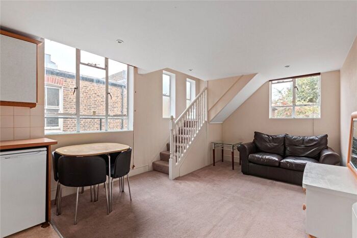 1 Bedroom Flat To Rent In Station Parade, Balham High Road, SW12