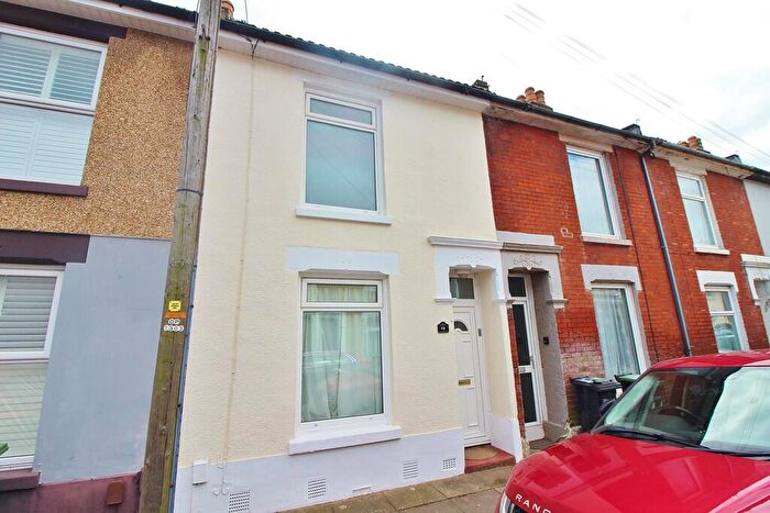 2 Bedroom Terraced House For Sale In Lincoln Road, Fratton, PO1