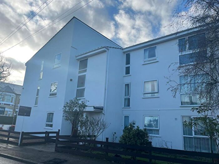 1 Bedroom Flat To Rent In Shere Lodge, Harewood Road, SW19