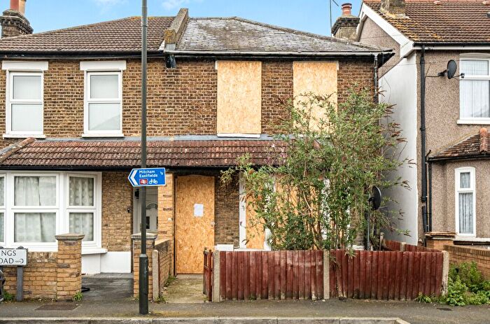 3 Bedroom Terraced House For Sale In Kings Road, Mitcham, CR4
