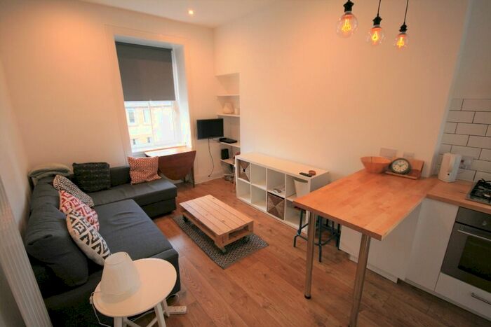 1 Bedroom Flat To Rent In Dickson Street, Easter Road, Edinburgh EH6