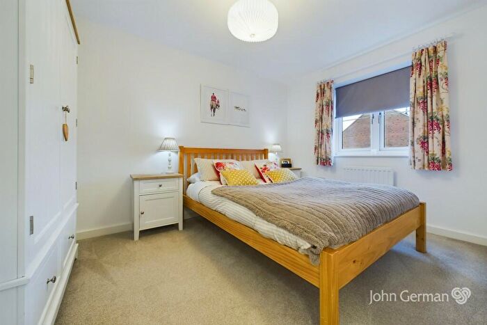 2 Bedroom Semi-Detached House For Sale In Ainger Drive, Alrewas, DE13