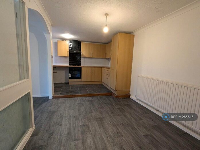 3 Bedroom Terraced House To Rent In Elizabeth Way, Basildon, SS15