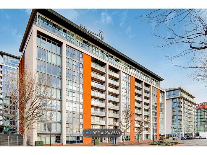1 Bedroom Flat To Rent In Adriatic Apartments, London, E16