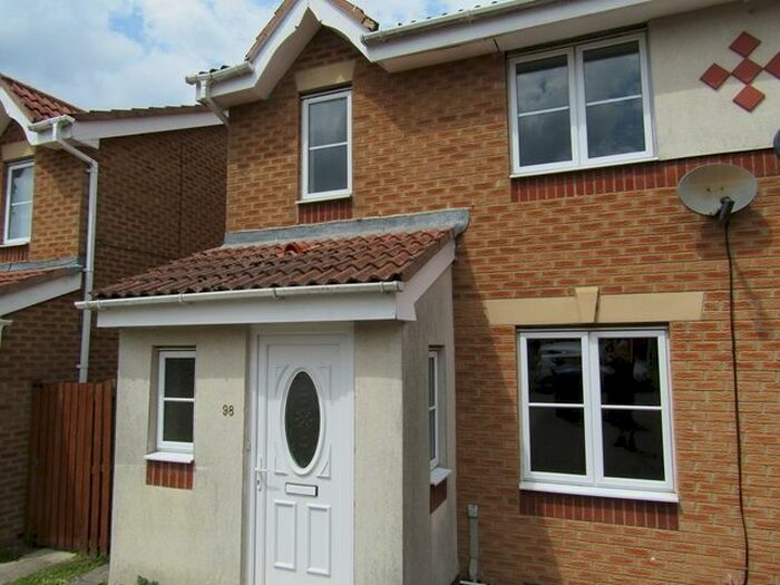 3 Bedroom Semi-Detached House To Rent In Fenwick Way, Consett, DH8