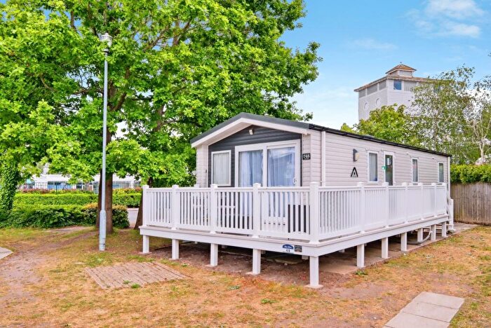 3 Bedroom Park Home For Sale In Arne View, Rockley Park, Poole, Dorset, BH15