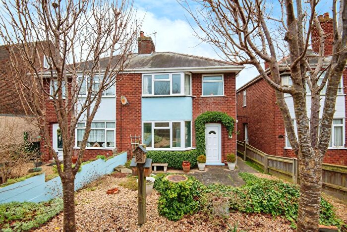 3 Bedroom Semi-Detached House For Sale In Witham Bank East, Boston, Lincolnshire, PE21
