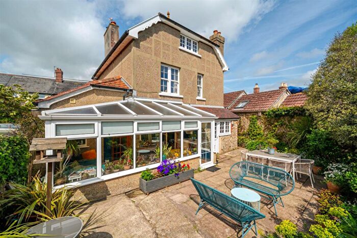 5 Bedroom Detached House For Sale In Hillhead, Colyton, EX24