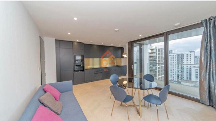 2 Bedroom Flat To Rent In The Waterman, Tidemill Square, London, SE10