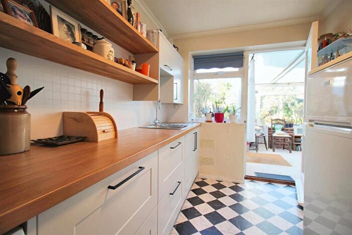 2 Bedroom Semi-Detached Bungalow For Sale In Sapwell Close, Aylsham, NR11
