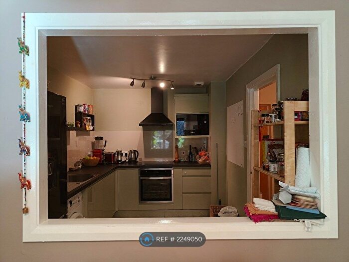 1 Bedroom Flat To Rent In Broadwalk, Birmingham, B1