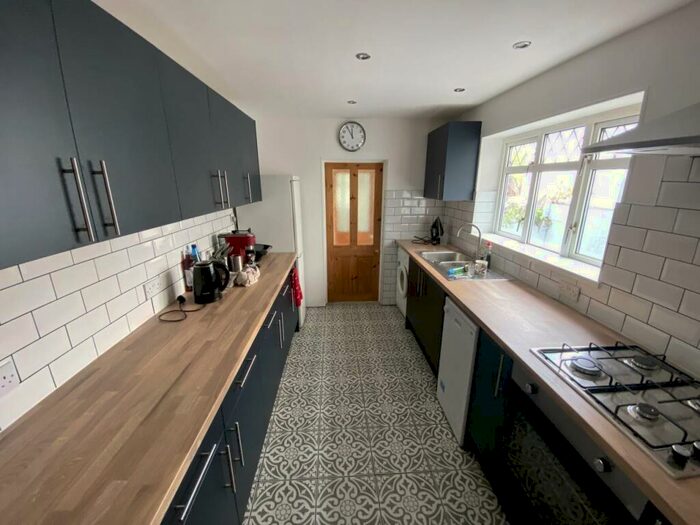 4 Bedroom House To Rent In Arabella Street, Roath, Cardiff, CF24