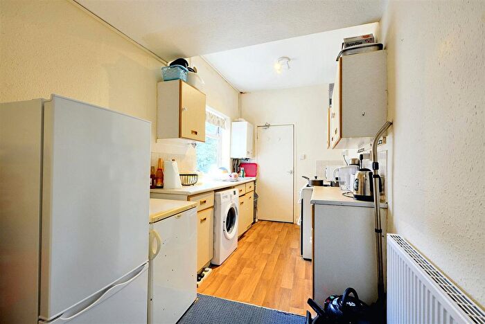1 Bedroom Flat For Sale In Montpelier Road, Dunkirk, Nottingham, NG7