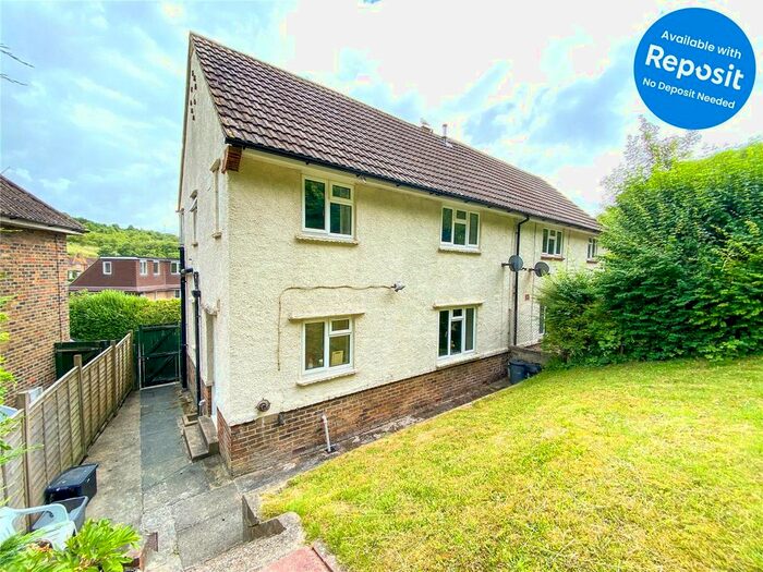 4 Bedroom Semi-Detached House To Rent In Manton Road, Brighton, East Sussex, BN2