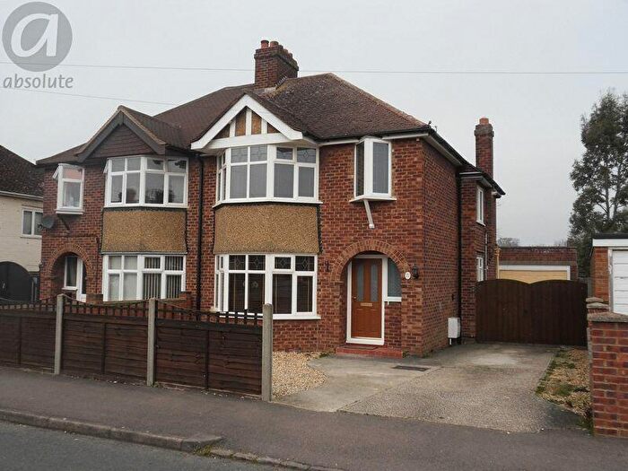 3 Bedroom Semi-Detached House To Rent In Ditmas Avenue, Kempston, MK42