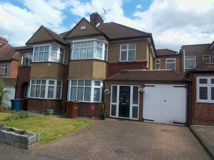 4 Bedroom Semi-Detached House To Rent In Greenfield Way, Harrow, HA2