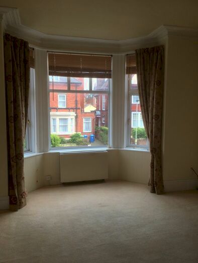 2 Bedroom Flat To Rent In Avenue Victoria, Scarborough, YO11