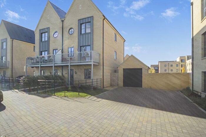 4 Bedroom Town House For Sale In Cartwright Close, Alconbury Weald, PE28