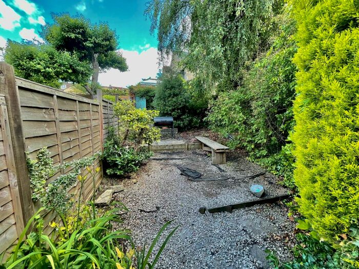 8 Bedroom House To Rent In Junction Avenue, Bath, BA2
